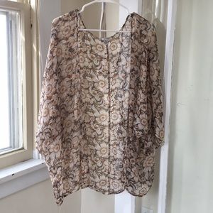 American Eagle Floral Kimono